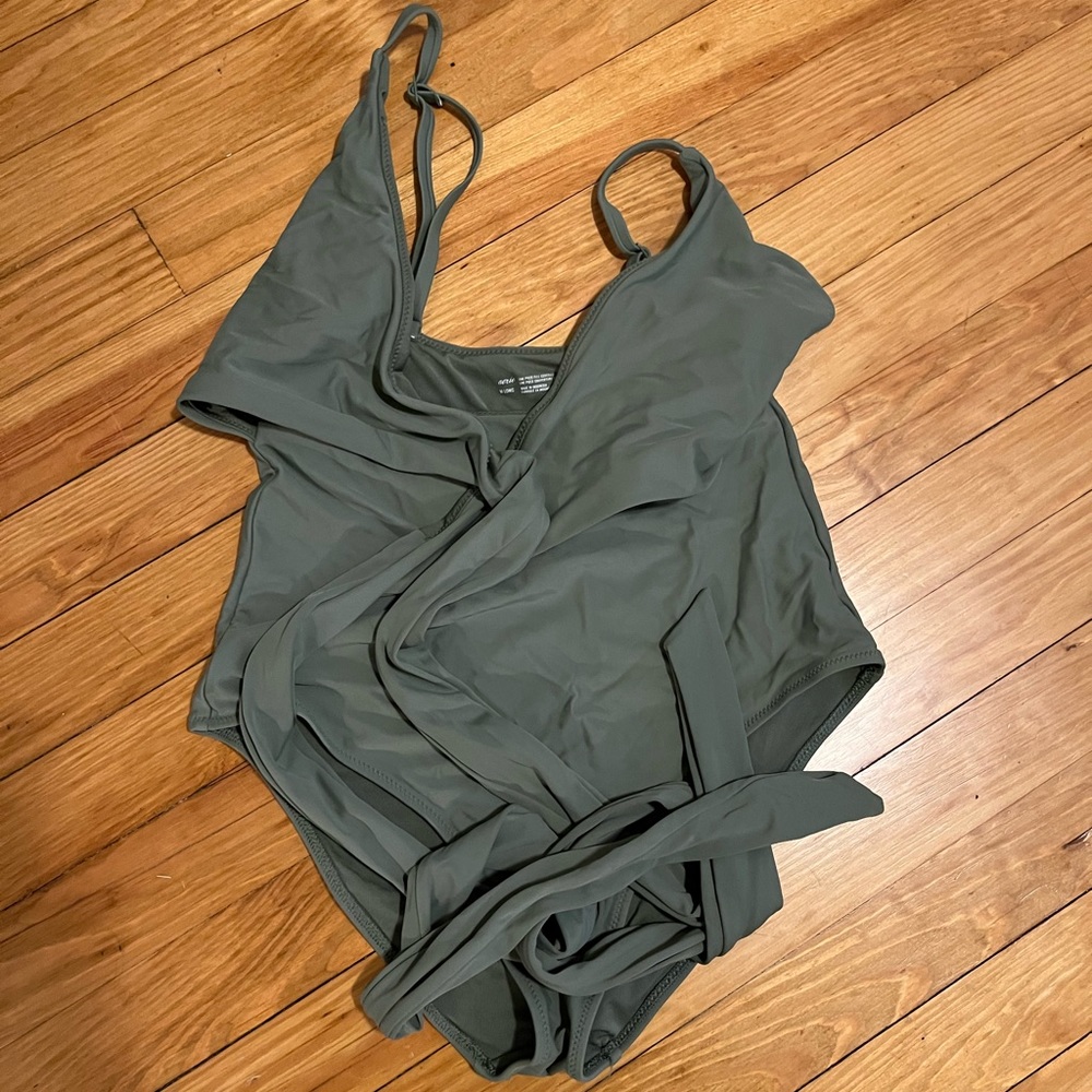 Women Aerie One Piece Wrap Swimsuit